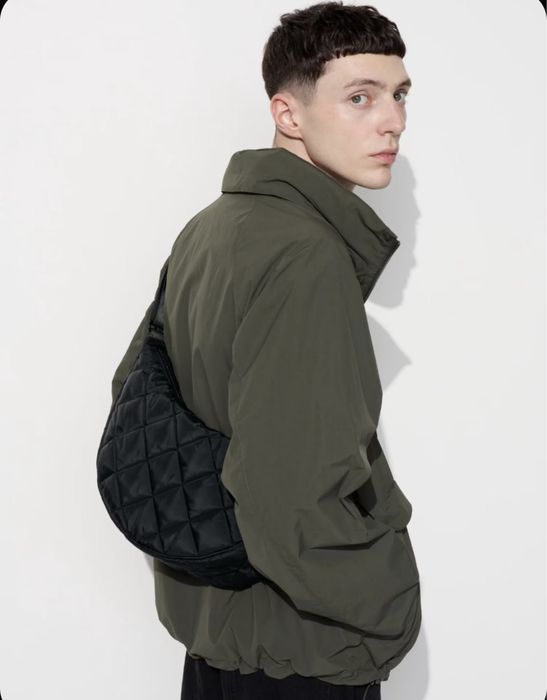 сумка багет стеганая uniqlo