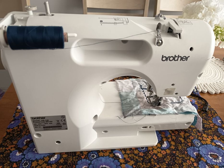 Шевна машина Brother DS-140