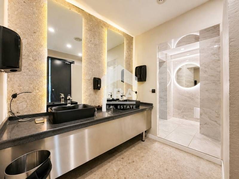 Дава се под наем Заведение в София, Център - 220 кв.м за 3989.73 € - Снимка #7