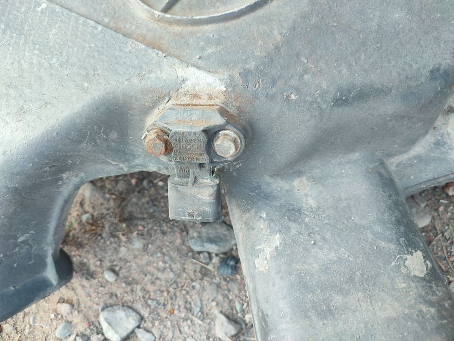 Паук на Мерседес Актрос