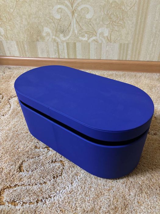 Кейс и насадки для фена Dyson