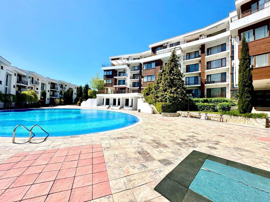 Продава се Тристаен апартамент в к.к. Елените - 103 кв.м за 1020 €/кв.м - Снимка #15