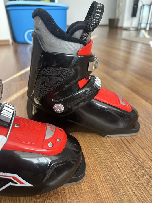 Детски ски обувки