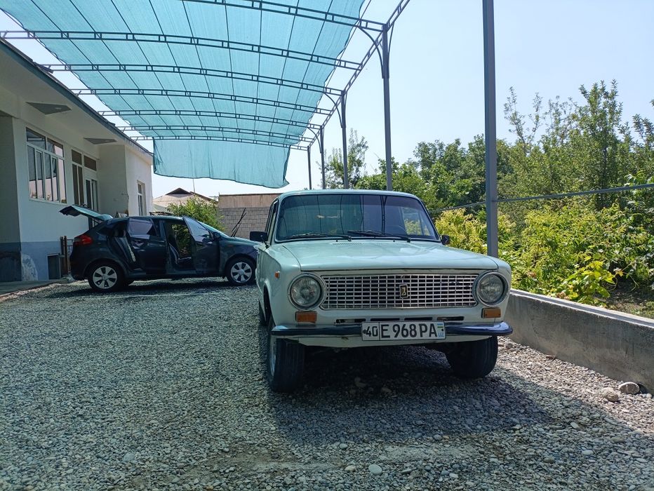 Жигули Срочни сотилади Холати яхши Нахт пул зарил