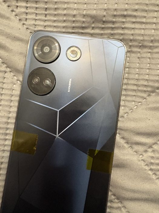 Поодам телефон недорого