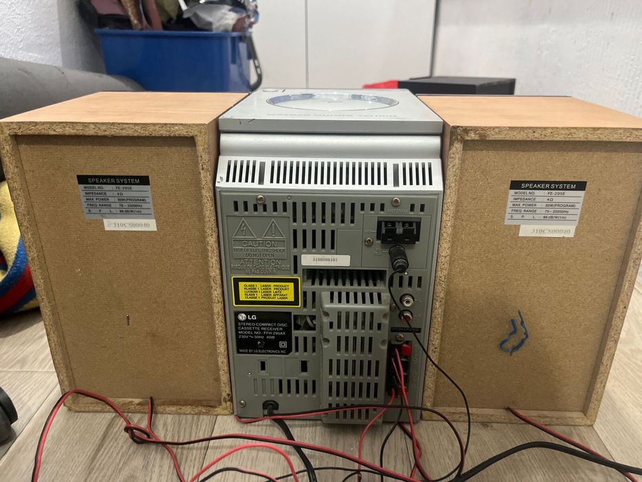 Музыкальный центр LG