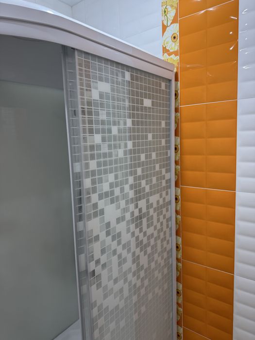 Продается душевая кабина