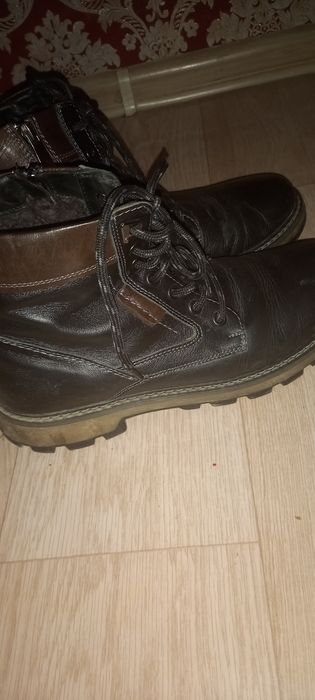 Продам зимний обувь мужской