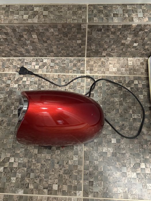 Masina de tocat Heinner