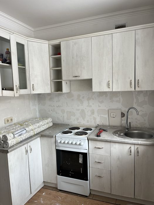 Кухня с плитой, самовывоз левый берег