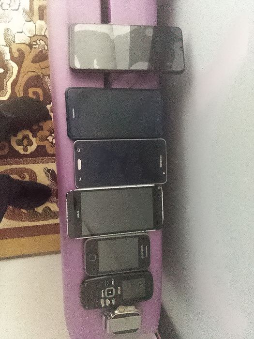 Продаю сем телефон и онда чисы