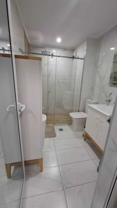 Двустаен Апартамент, Кючук Париж
