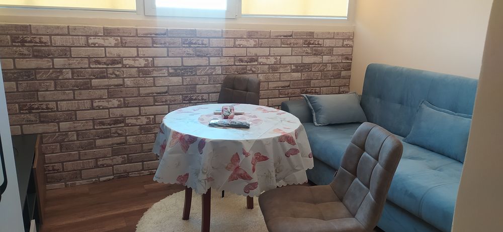 Дава се под наем Ателие в Варна, Център - 17 кв.м за 239.19 € - Снимка #8