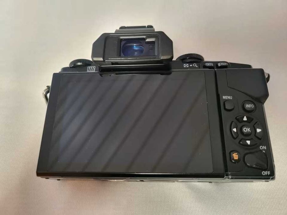 Фотоапарат Olympus OM-D E-M5 MK I - с частичен дефект