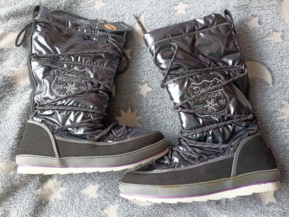 Чисто нови и много топли дамски ботуши на Dockers