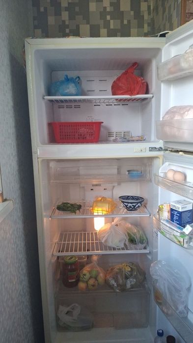 Продаётся холодильник