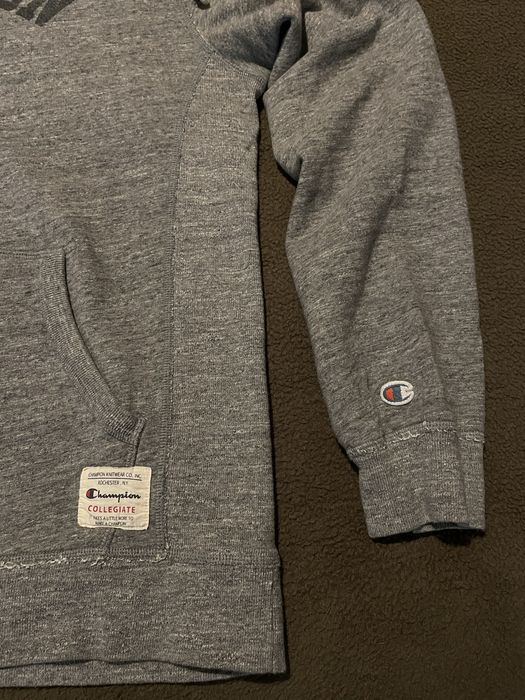 суичер Champion Collegiate