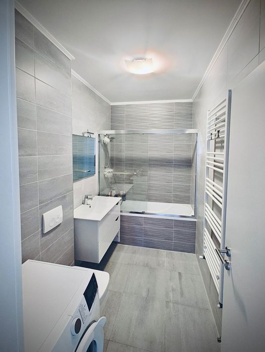 Ofer spre ÎNCHIRIERE termen lung/ mediu APARTAMENT 2 CAMERE