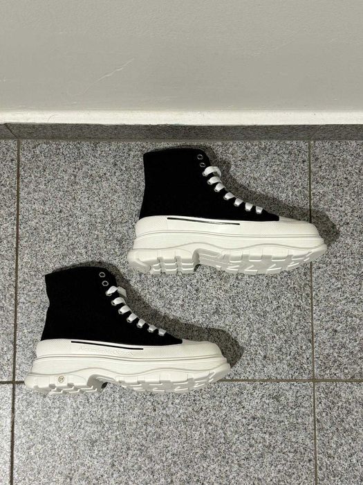 Alexander McQueen Tread Slick