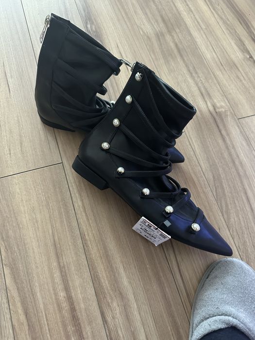 Cismulite piele naturala noi cu eticheta Zara