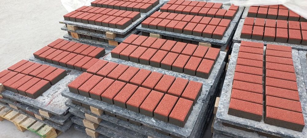 Брусчатка  bruschatka  тактилная тротуарний вибропрессованний