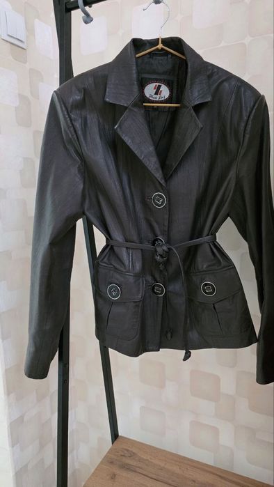 Продается куртка из натуральной кожи