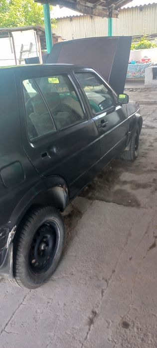 Продам гольф 2 .18 нахаду