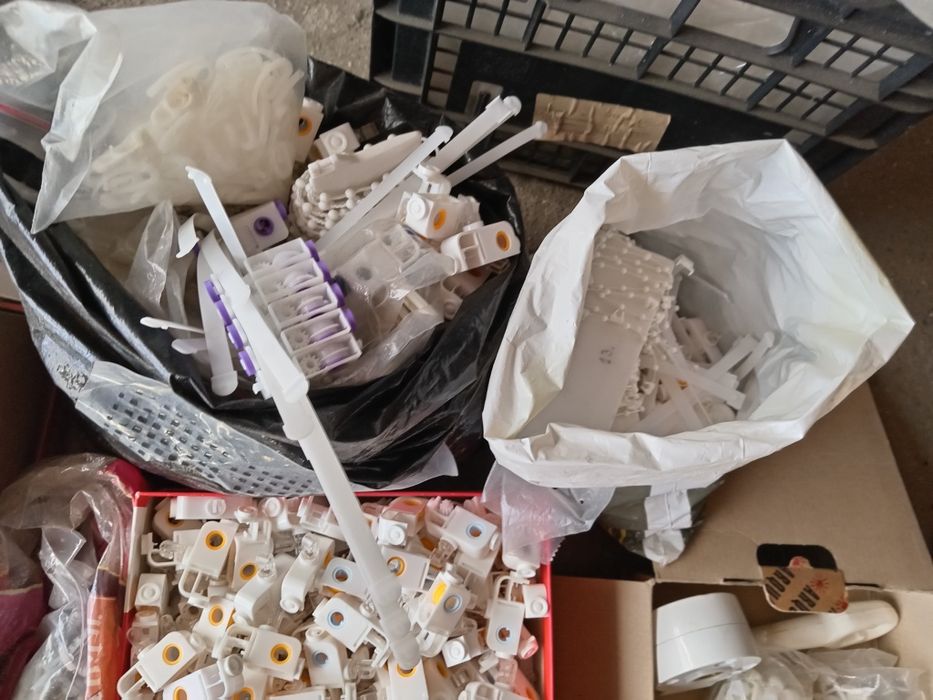 Sisteme montaj jaluzele verticale