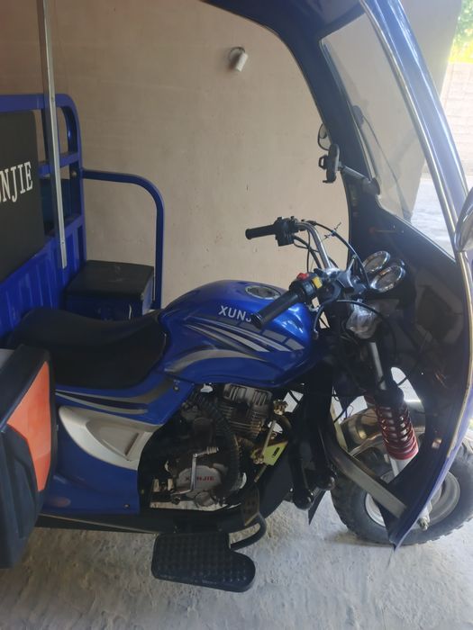 Yuk motosikl xunji 1 yarim tonnalik