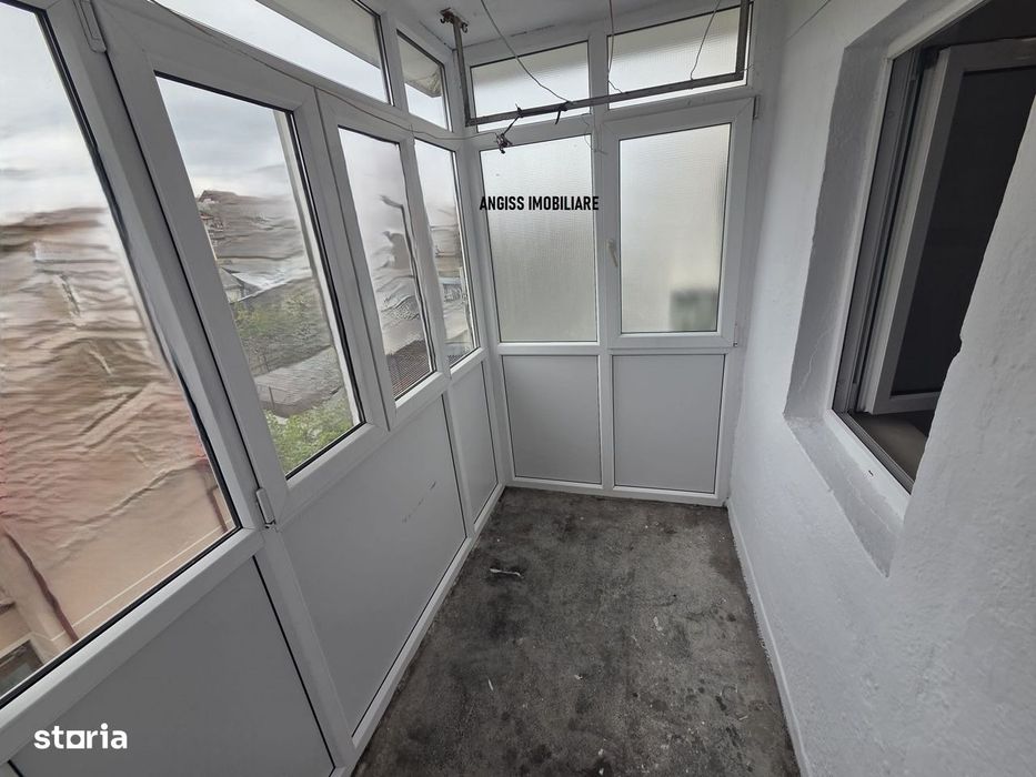 APARTAMENT 2 CAMERE Str. Podgoriilor ---Etaj.3