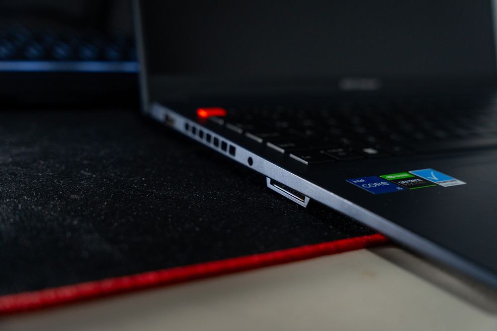 ASUS Vivobook Pro 16