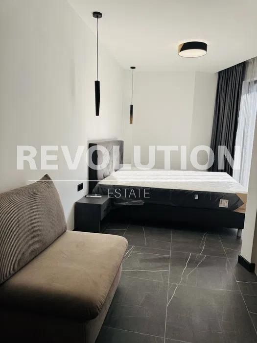 Дава се под наем Двустаен апартамент в Варна, Колхозен пазар - 60 кв.м за 650 € - Снимка #4