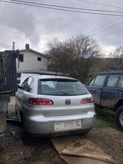 Продавам сеат ибиза 6L 101кс на части