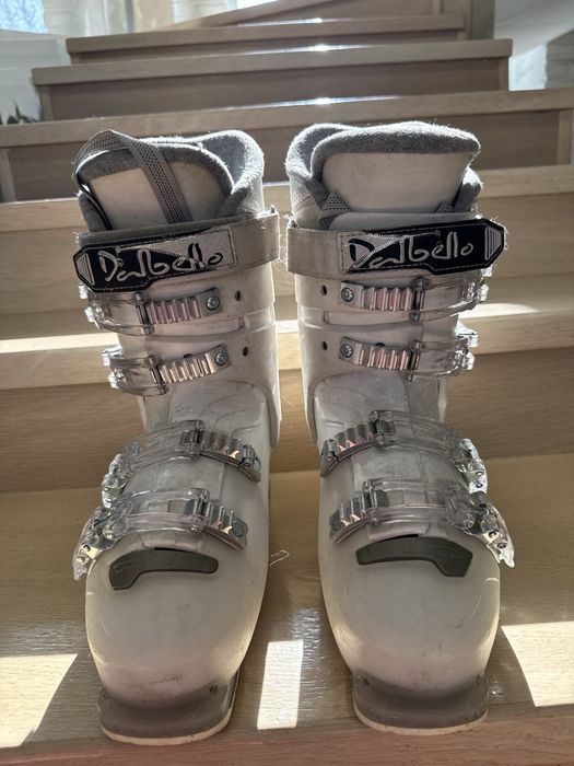 Продам горнолыжные ботинки Dalbello р 39-40