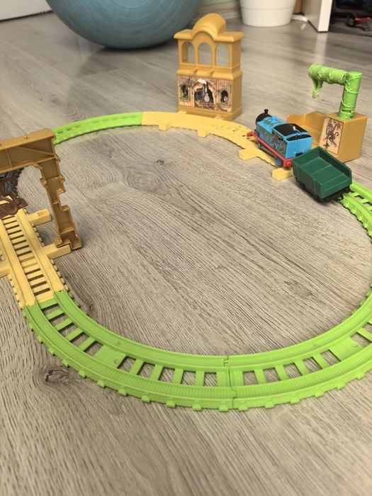 Писта Томас и приятели