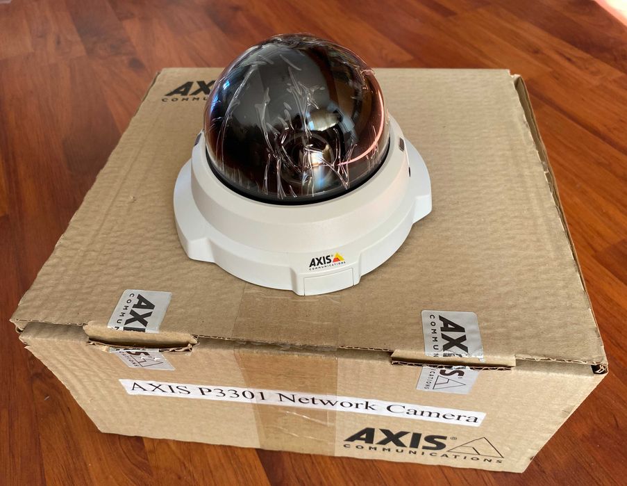 AXIS P3301 (PoE) НОВАЯ купольная IP-камера