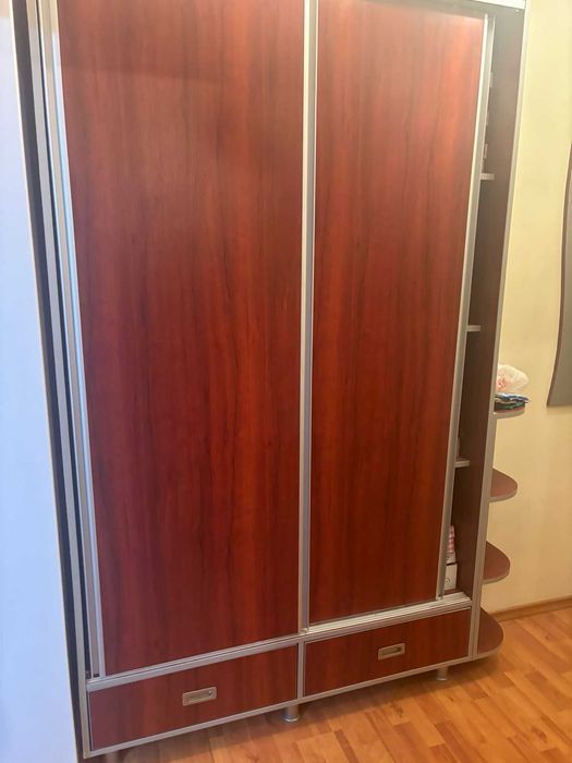 Garsonieră de vânzare