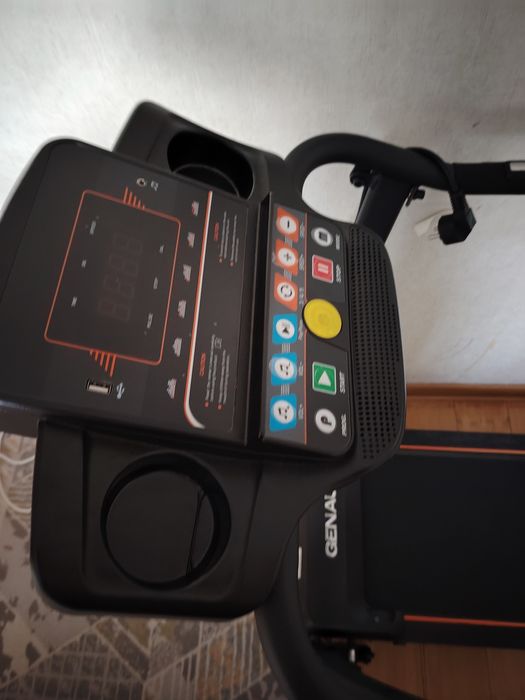 Беговая дорожка продам