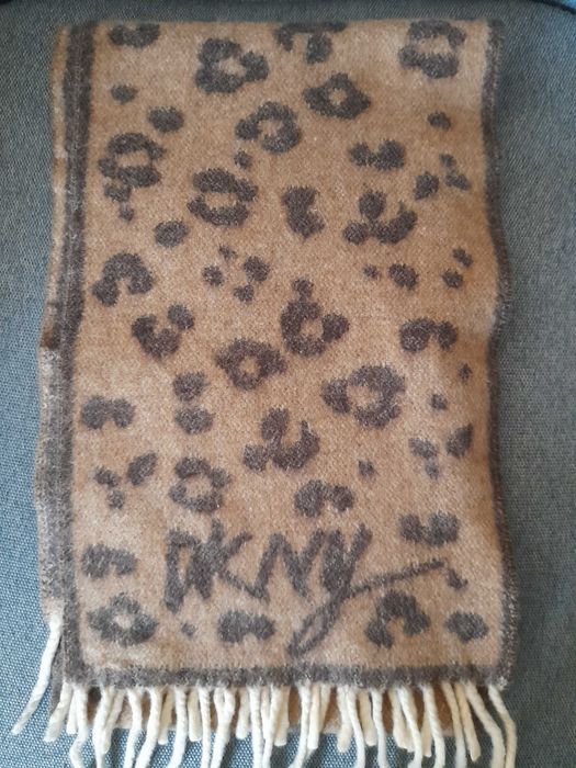 Fular DKNY, lana,, 130 lei