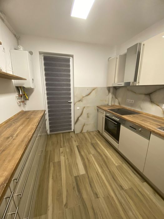 Inchiriez apartament 2 camere. Zona  Kogalniceanu Sibiu.
