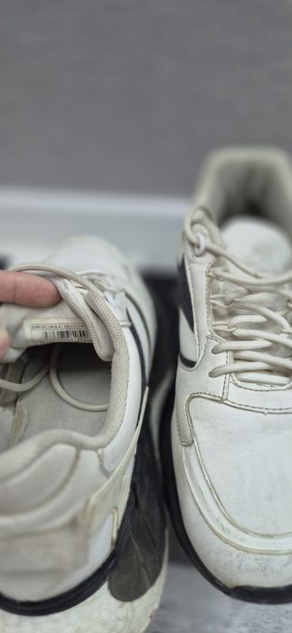 Кроссовки белые унисекс