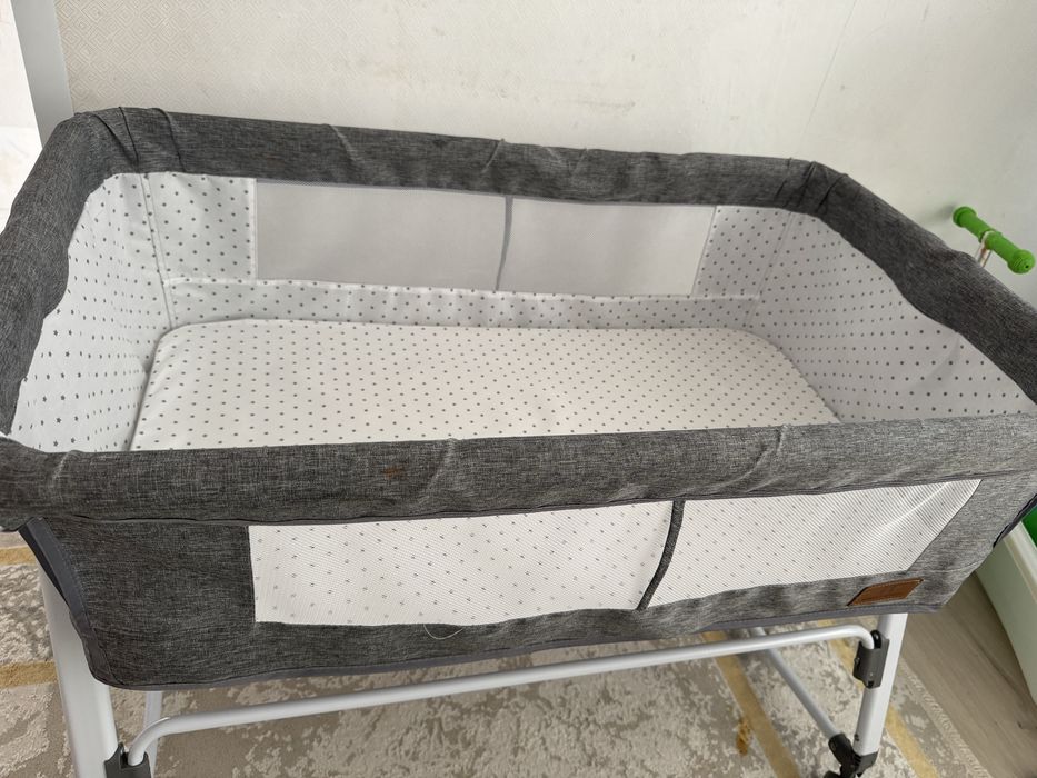 Кроватка детская