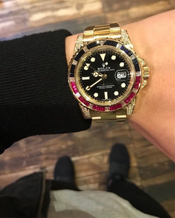 Ceas de lux auriu cu pietre automatic