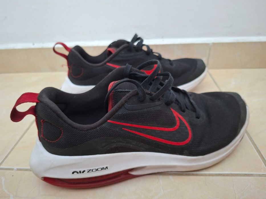 Маратoнки Nike № 39