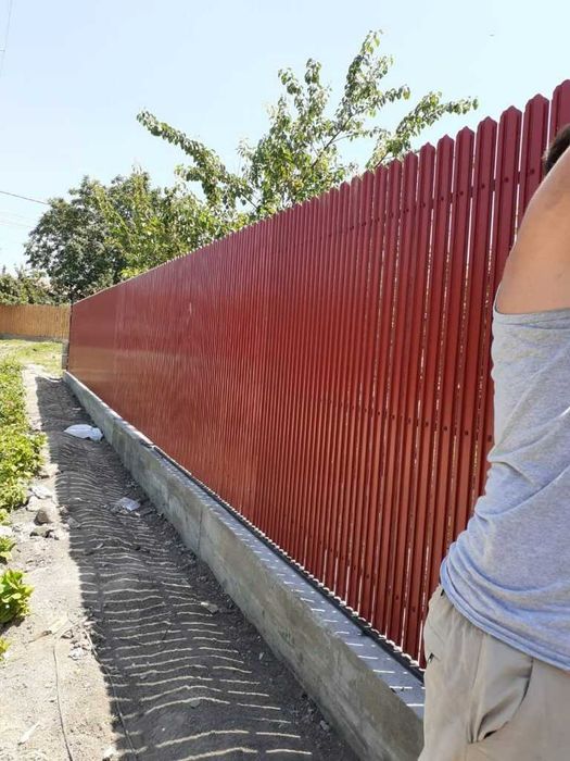 Garduri din sipca metalica, panou stil jaluzele, tabla, plasa si BCA