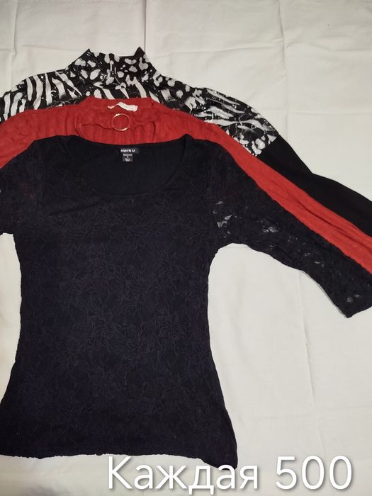 Свитера,пусеры 42-44 размер