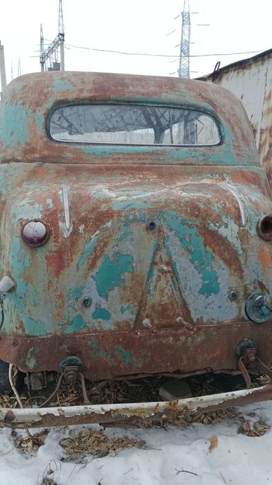 Москвич 401  ...