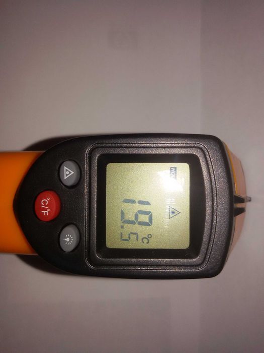 Дистанционен безконтактен инфрачервен и лазерен термометър