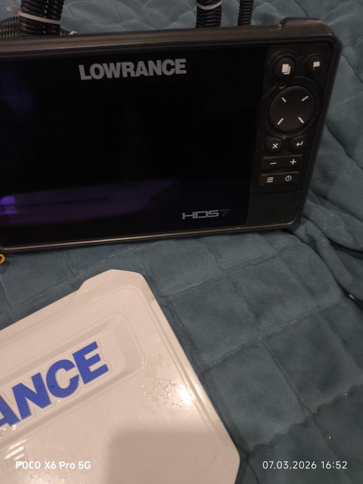 Продам эхолот лоуренс HDS laiv 7
