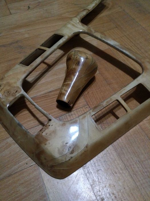 Дървен интериор Е36 компакт.